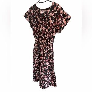 Times Two maternity dress medium, floral 90’s vibes!